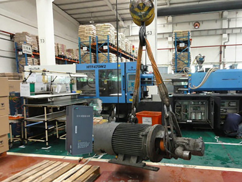 注塑機油泵維修